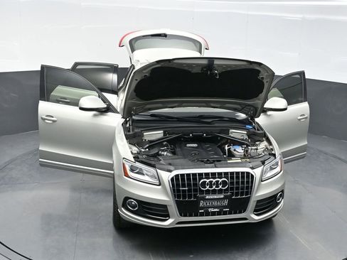 Used 2017 Audi Q5 2.0T Premium Plus w/ Technology Package AWD/4WD image 39