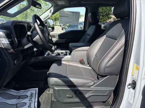 New 2025 Ford F250 Lariat w/ Lariat Ultimate Package image 12
