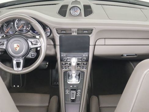 Used 2017 Porsche 911 Turbo image 22