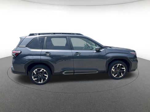 Used 2025 Subaru Forester Limited AWD/4WD image 8