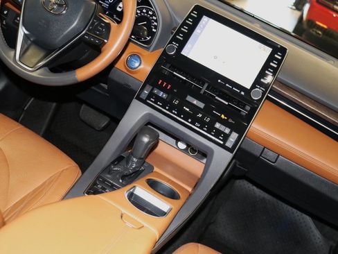 Used 2021 Toyota Avalon Limited w/ Advanced Safety Package FWD image 35