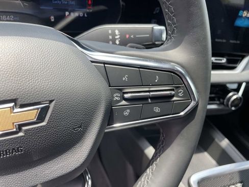 Used 2026 Chevrolet Equinox LT w/ Convenience Package II FWD image 19