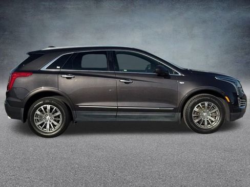 Used 2018 Cadillac XT5 Luxury w/ Driver Awareness Package image 2