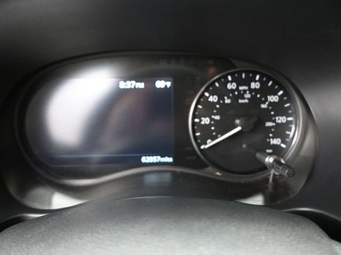 Used 2023 Nissan Kicks SR w/ Interior Electronics Package image 32