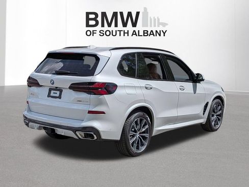 New 2026 BMW X5 xDrive50e AWD/4WD image 5