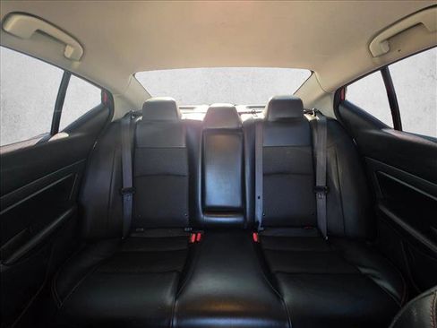 Used 2024 Nissan Altima 2.5 SR image 17