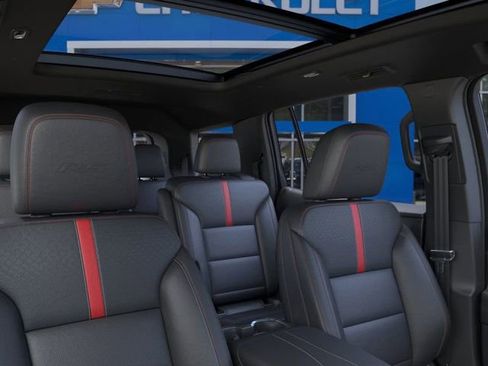 New 2026 Chevrolet Traverse RS image 24
