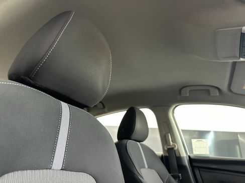 Used 2024 Nissan Sentra SV FWD image 15