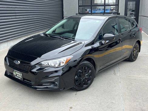 Used 2018 Subaru Impreza 2.0i image 2