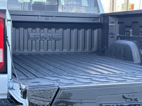 New 2026 GMC Sierra 1500 Denali AWD/4WD image 10