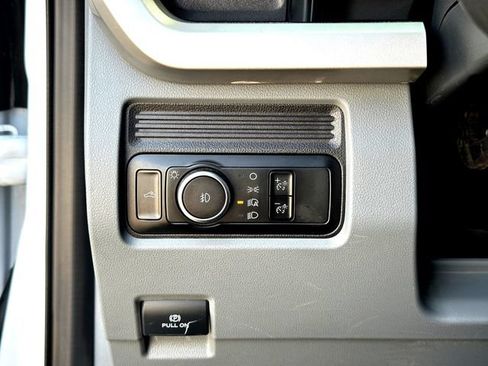 Used 2024 Ford F250 XLT AWD/4WD image 15