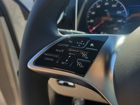 Certified 2026 Mercedes-Benz GLC 300 image 29