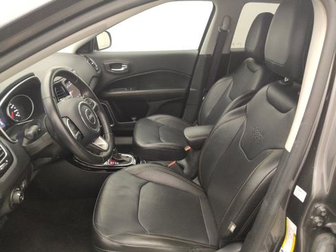 Used 2019 Jeep Compass Limited w/ Safety & Security Group AWD/4WD image 17