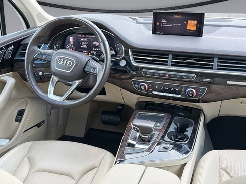 Used 2019 Audi Q7 3.0T Prestige AWD/4WD image 19