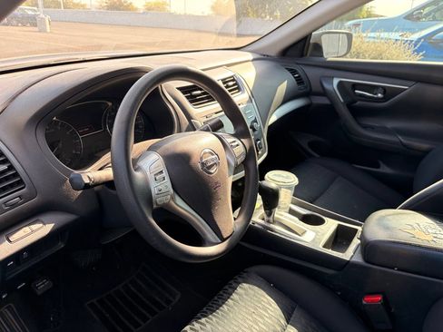 Used 2018 Nissan Altima 2.5 S w/ S Convenience Package FWD image 7