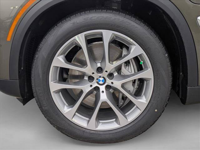Certified 2026 BMW X5 xDrive50e AWD/4WD image 10