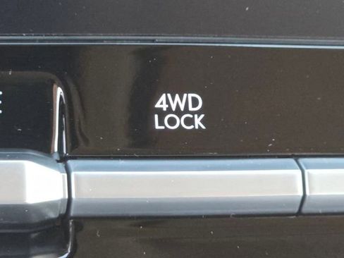 New 2026 Hyundai Santa Fe SE AWD/4WD image 17