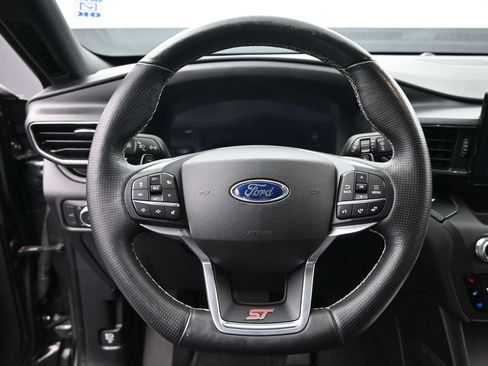 Used 2020 Ford Explorer ST image 24