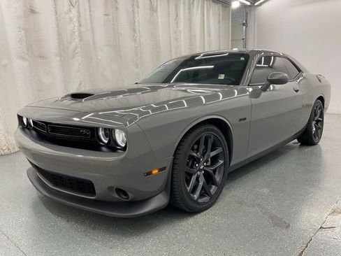Used 2023 Dodge Challenger R/T w/ Blacktop Package RWD image 4