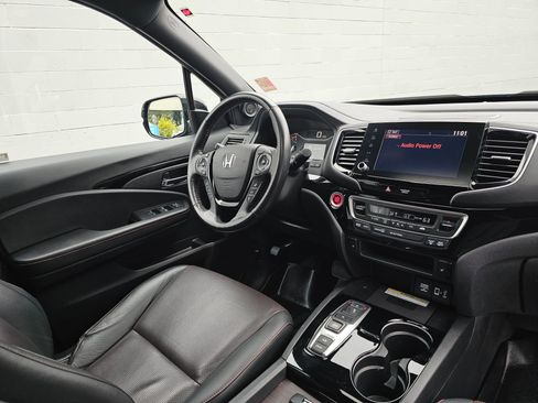Used 2021 Honda Ridgeline Black Edition image 10