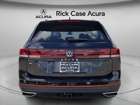 Used 2024 Volkswagen Atlas SE image 6