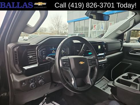 Certified 2025 Chevrolet Silverado 2500 LT w/ Convenience Package AWD/4WD image 10