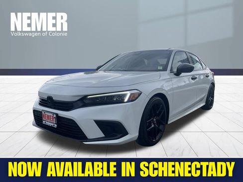 Used 2022 Honda Civic Sport image 1