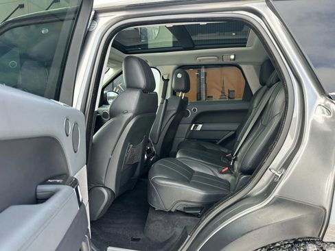 Used 2014 Land Rover Range Rover Sport HSE image 7