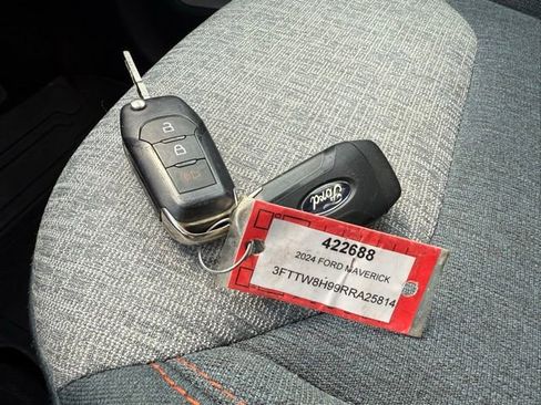 Used 2024 Ford Maverick XLT image 31