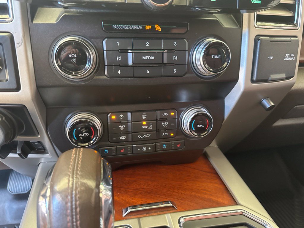 Used 2019 Ford F150 King Ranch w/ Equipment Group 601A Luxury AWD/4WD image 14