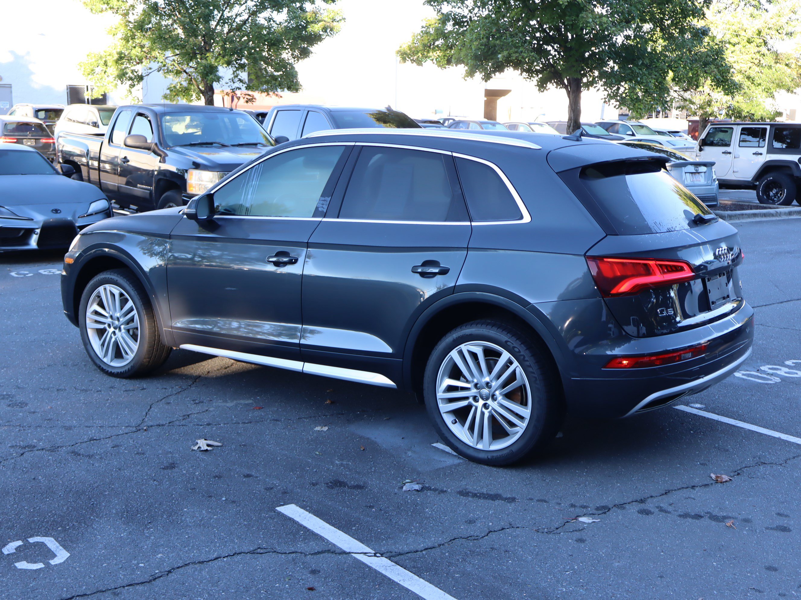 Used 2018 Audi Q5 2.0T Premium Plus w/ Premium Plus Package AWD/4WD image 19