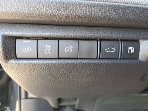 Certified 2025 Toyota Camry LE image 28