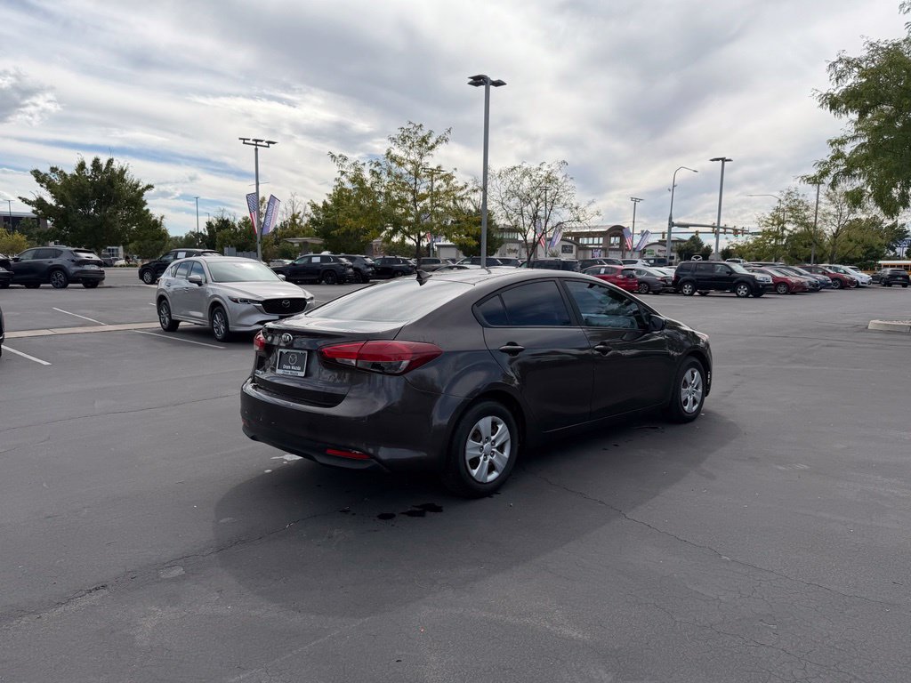 Used 2017 Kia Forte LX FWD image 12