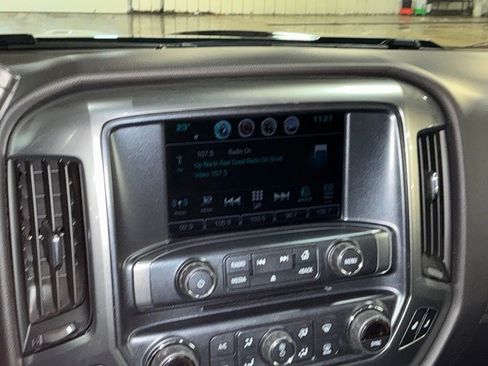 Used 2019 Chevrolet Silverado 1500 LT w/ All Star Edition image 22