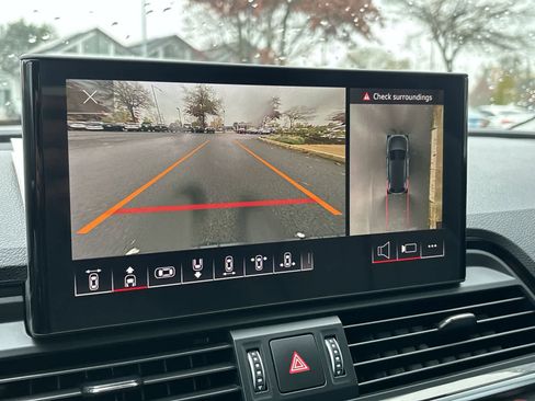 Used 2024 Audi Q5 2.0T Premium Plus image 23