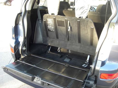 Used 2008 Mitsubishi Outlander XLS image 14