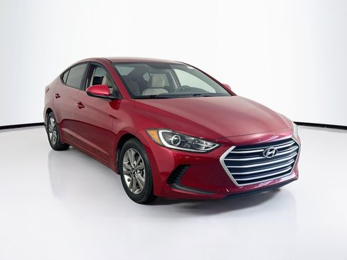 Used 2018 Hyundai Elantra SEL FWD image 3