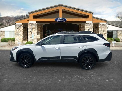 Used 2024 Subaru Outback Onyx Edition AWD/4WD image 7