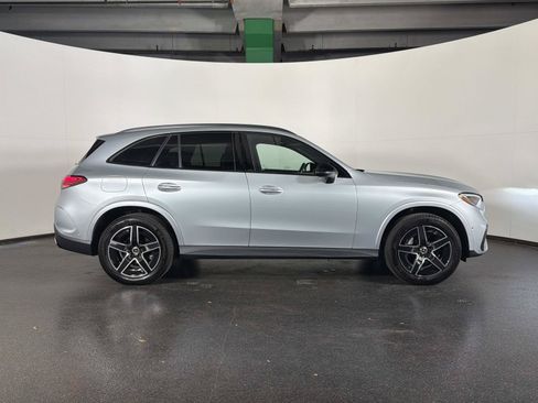 Used 2025 Mercedes-Benz GLC 300 4MATIC w/ AMG Line image 2