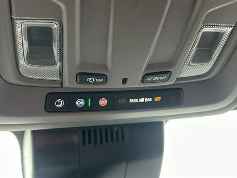 New 2026 Chevrolet Silverado 1500 RST w/ Dark Appearance Package AWD/4WD image 25