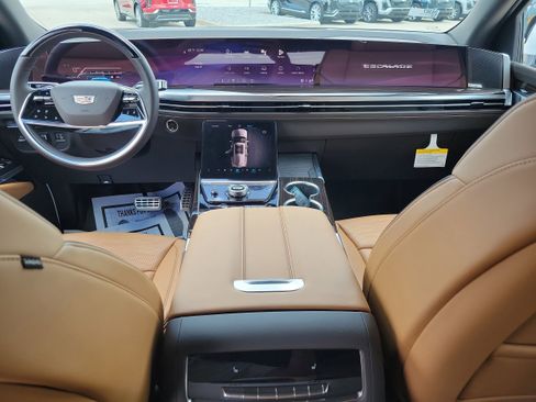 New 2026 Cadillac Escalade Luxury w/ Touring Package AWD/4WD image 12