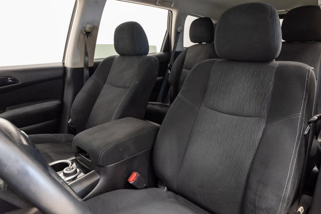 Used 2015 Nissan Pathfinder S FWD image 9