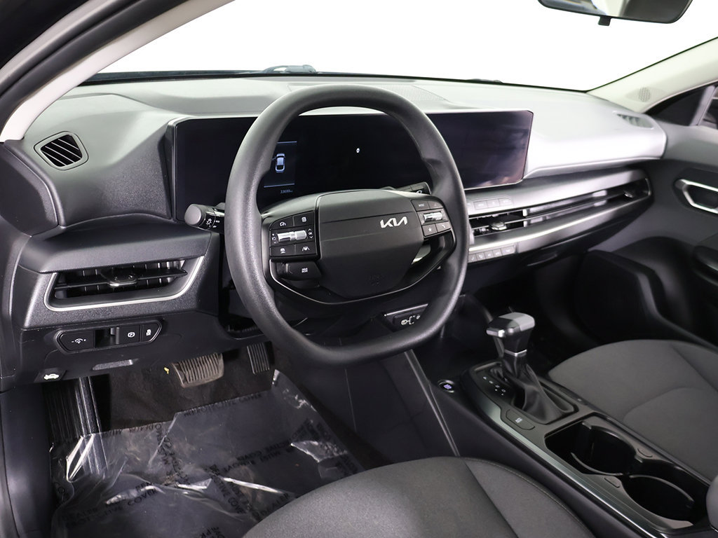 Used 2025 Kia K4 FWD image 24