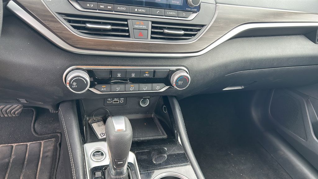 Used 2023 Nissan Altima 2.5 SV FWD image 14