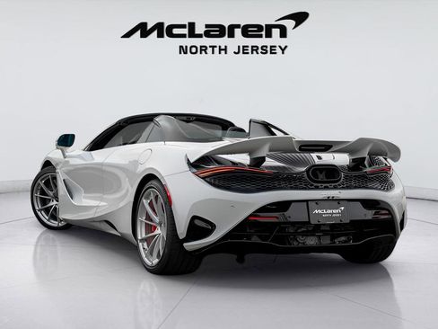 New 2026 McLaren 750S image 43