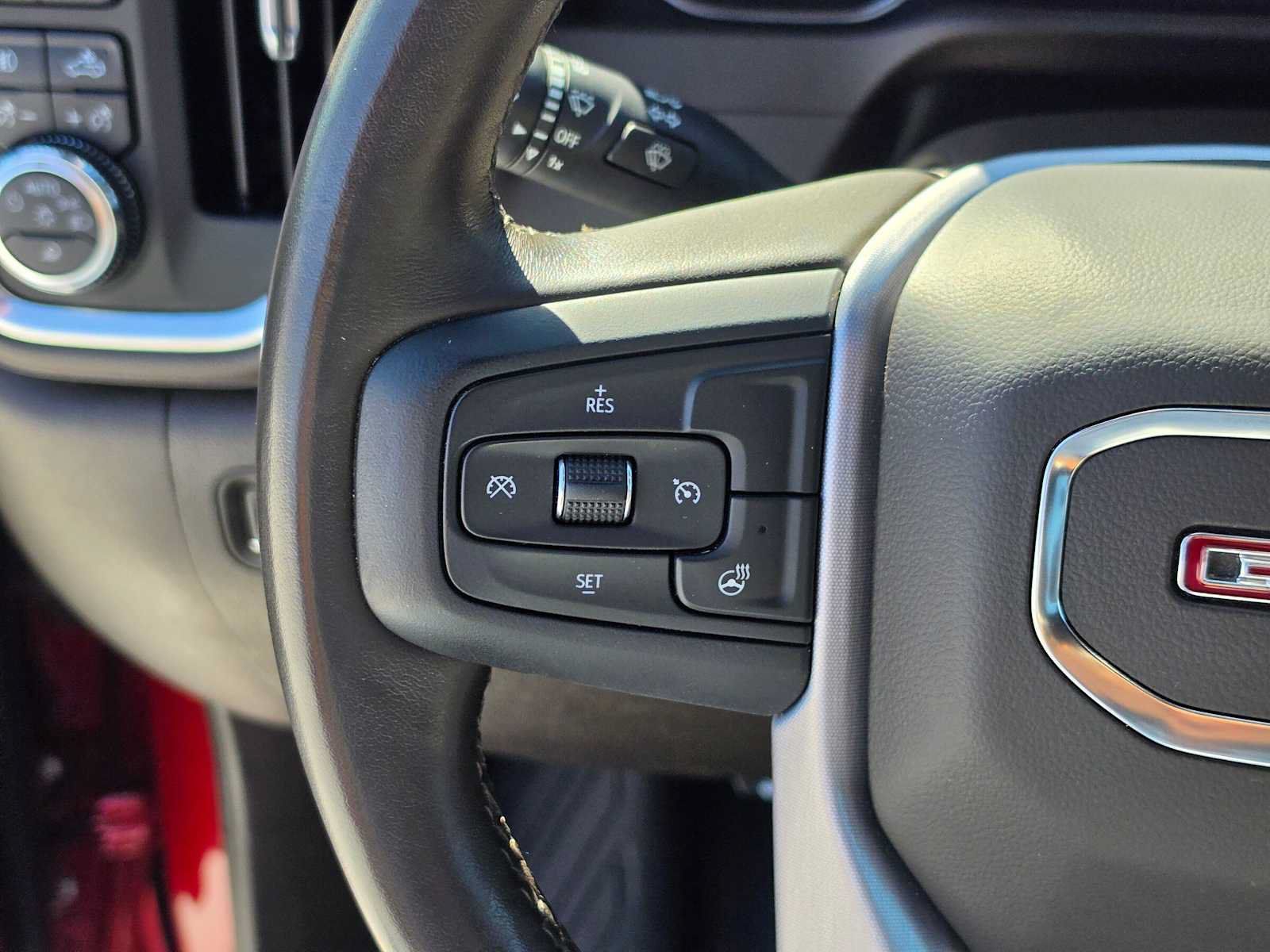 Used 2022 GMC Sierra 2500 SLT w/ SLT Premium Package AWD/4WD image 29