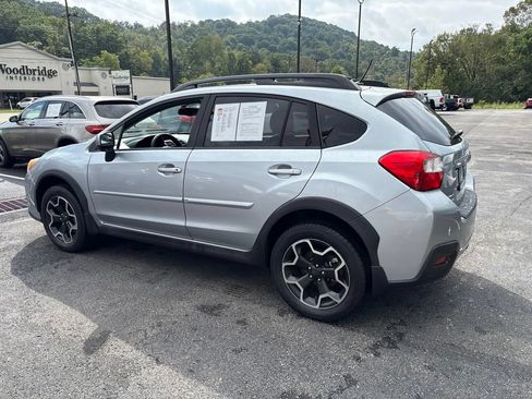 Used 2013 Subaru Crosstrek 2.0i Limited AWD/4WD image 3
