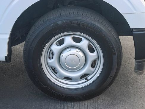 Used 2024 Ford F150 XL RWD image 15