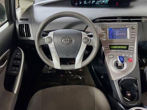 Used 2012 Toyota Prius Two image 19
