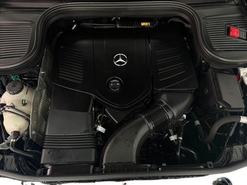 Used 2026 Mercedes-Benz GLE 450e 4MATIC image 32